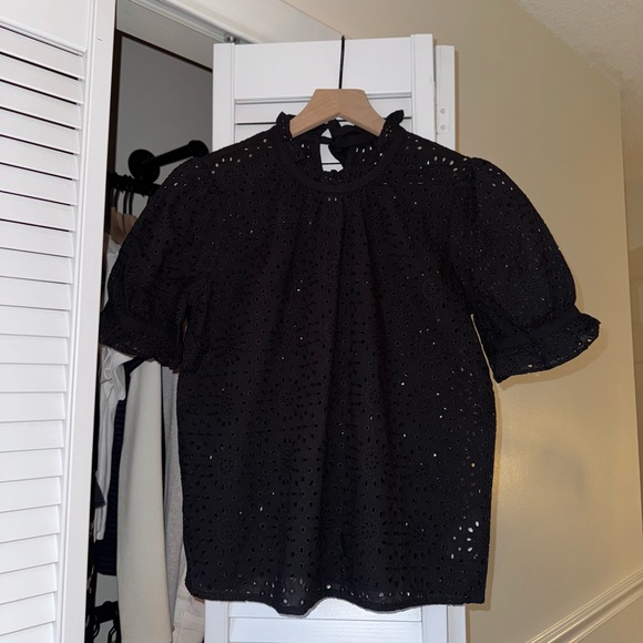 Madewell ‘Embroidered Eyelet Ruffle-Neck Keyhole Top’ in Black - Picture 1 of 8